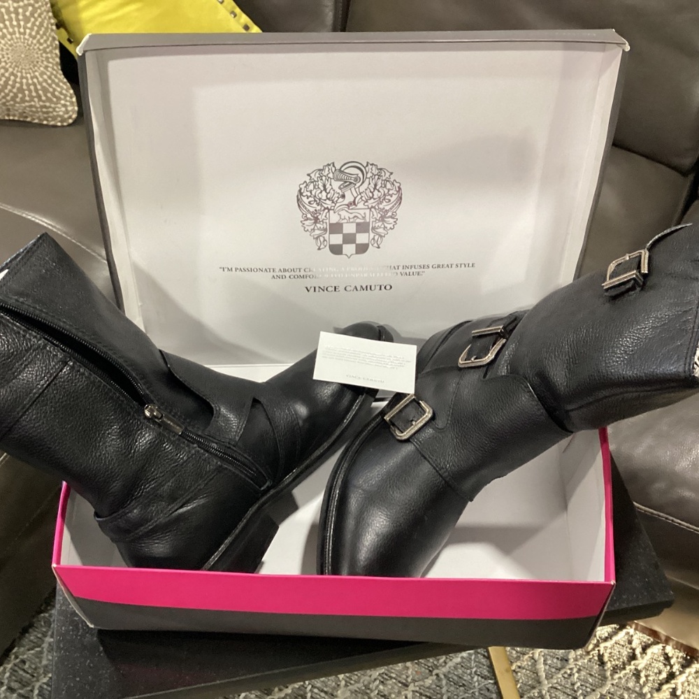 VINCE CAMUTO BOOT | Black | Grain Leather | SZ 12 M